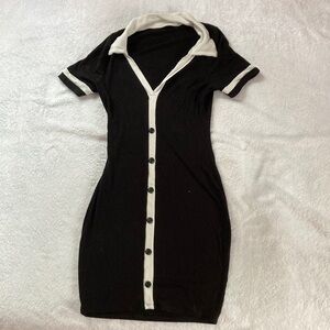 Black and White Button-Down Dress Stretchy
